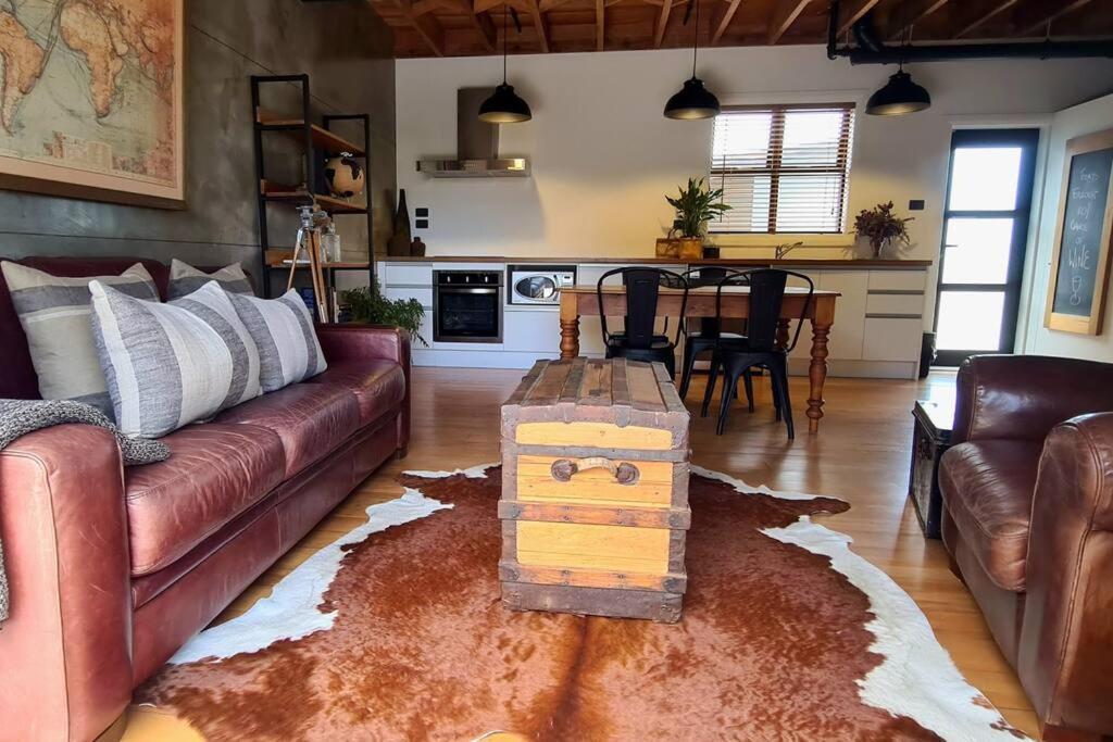 Apartment 4 - Haddin Court - Chic Ny Loft Style 布伦海姆 外观 照片