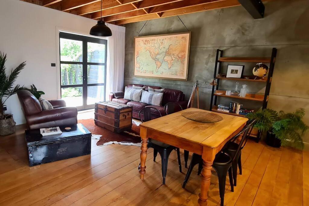 Apartment 4 - Haddin Court - Chic Ny Loft Style 布伦海姆 外观 照片